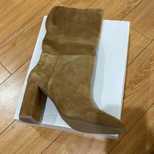 Half boot suede brand new